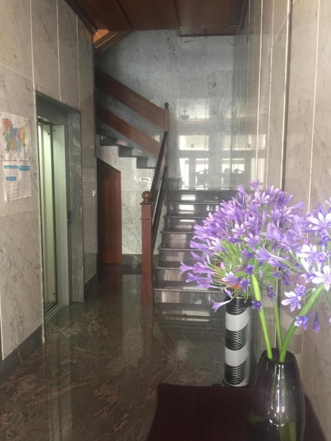 Residencia Universidad Оуренсе Екстериор снимка