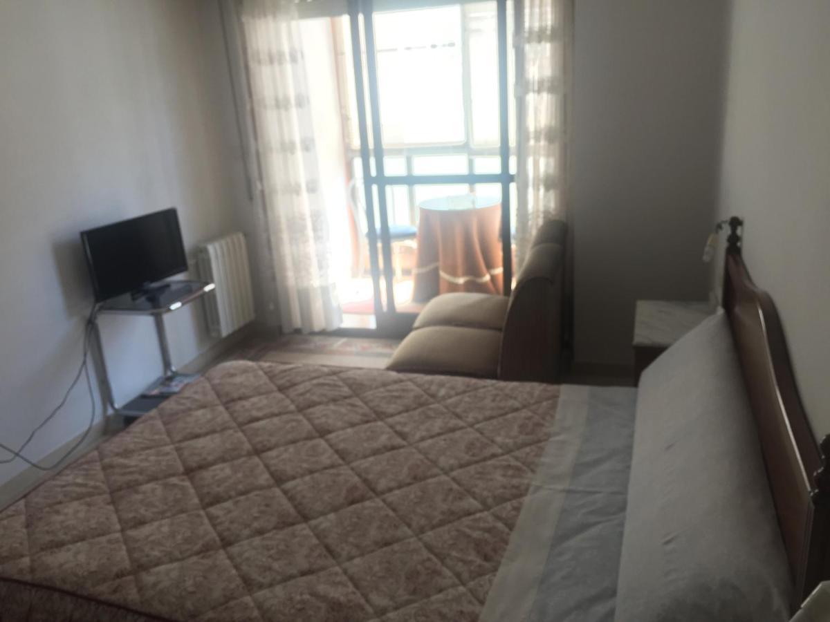 Residencia Universidad Оуренсе Екстериор снимка