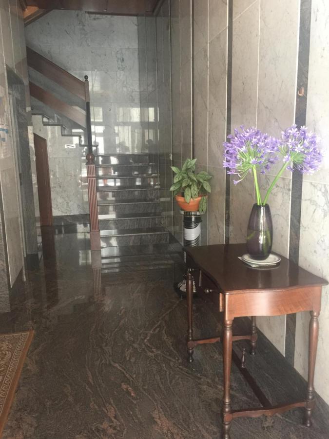 Residencia Universidad Оуренсе Екстериор снимка