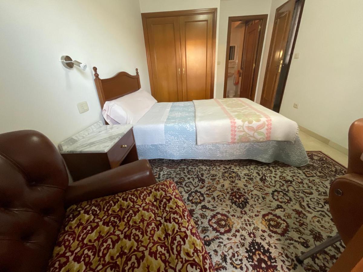 Residencia Universidad Оуренсе Екстериор снимка