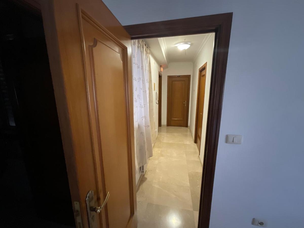 Residencia Universidad Оуренсе Екстериор снимка